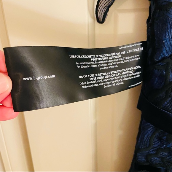 Anthropologie JS Collections NWT Navy/Black Winter Floral Formal Dress. Size 4. - Picture 8 of 11